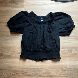 Old navy puff sleeve black top